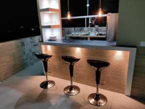 RAMALHO RESIDENCE, apartamento completo, cobertura, a 650m da praia de porto de galinhas, 500m do centro e 1,7km da praia de maracaípe